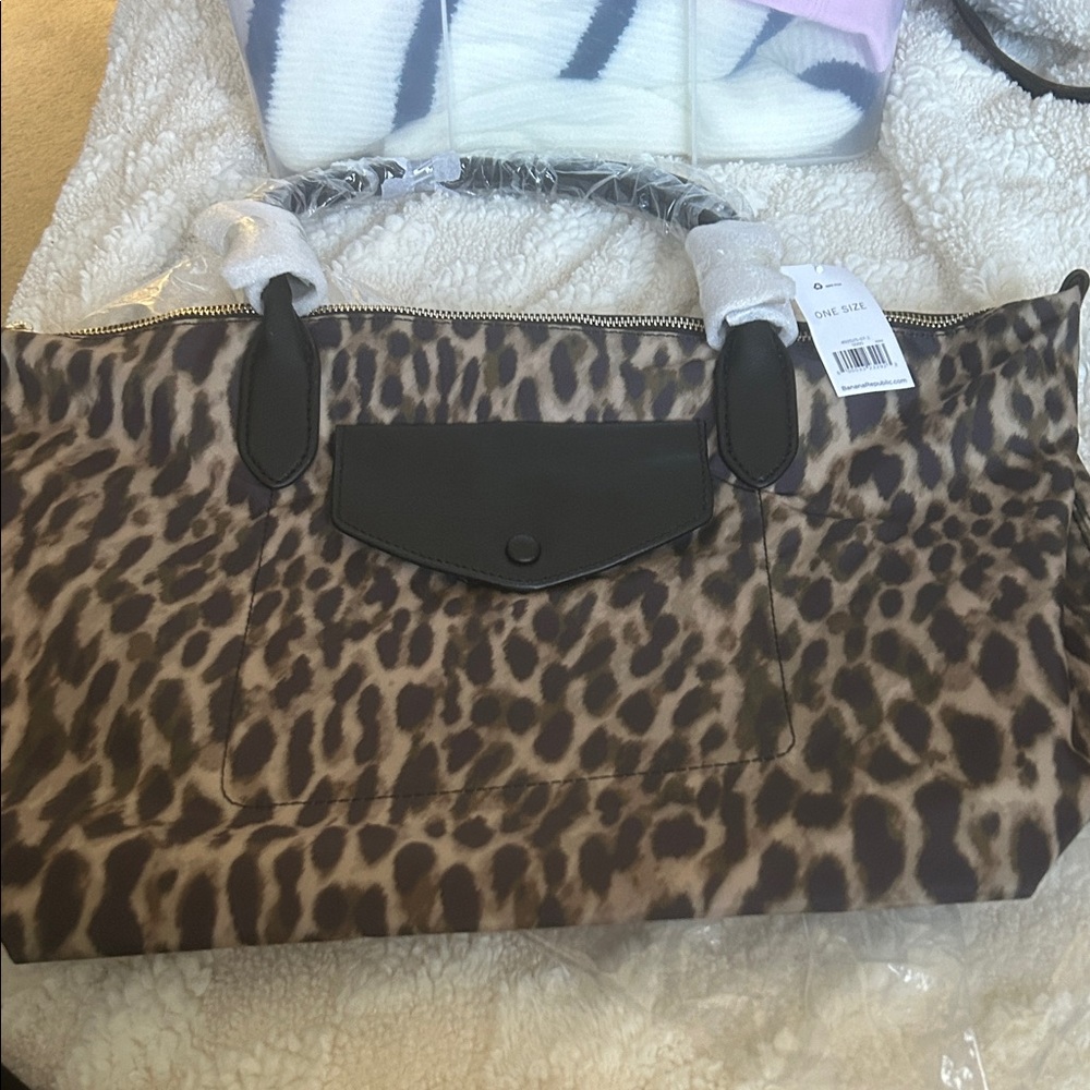Banana Republic Leopard Print Travel Bag with Black Accents nylon material